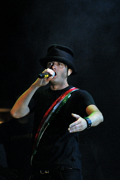 caparezza_08_11.jpg